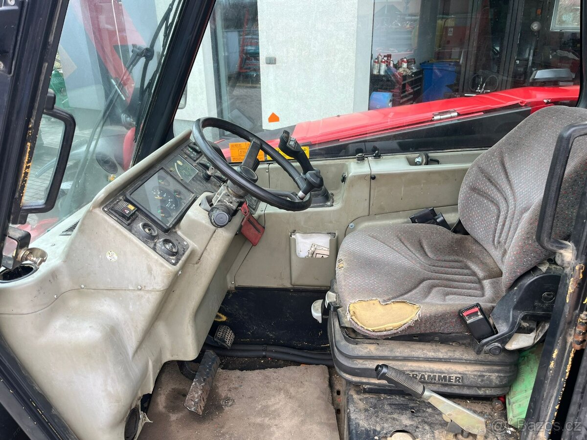 TELESKOPICKÝ MANIPULATOR MASSEY FERGUSON 89410L - 17