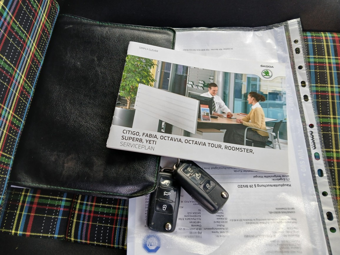 Škoda Fabia 1,2 TSI Nová TK Servisní knížka - 17