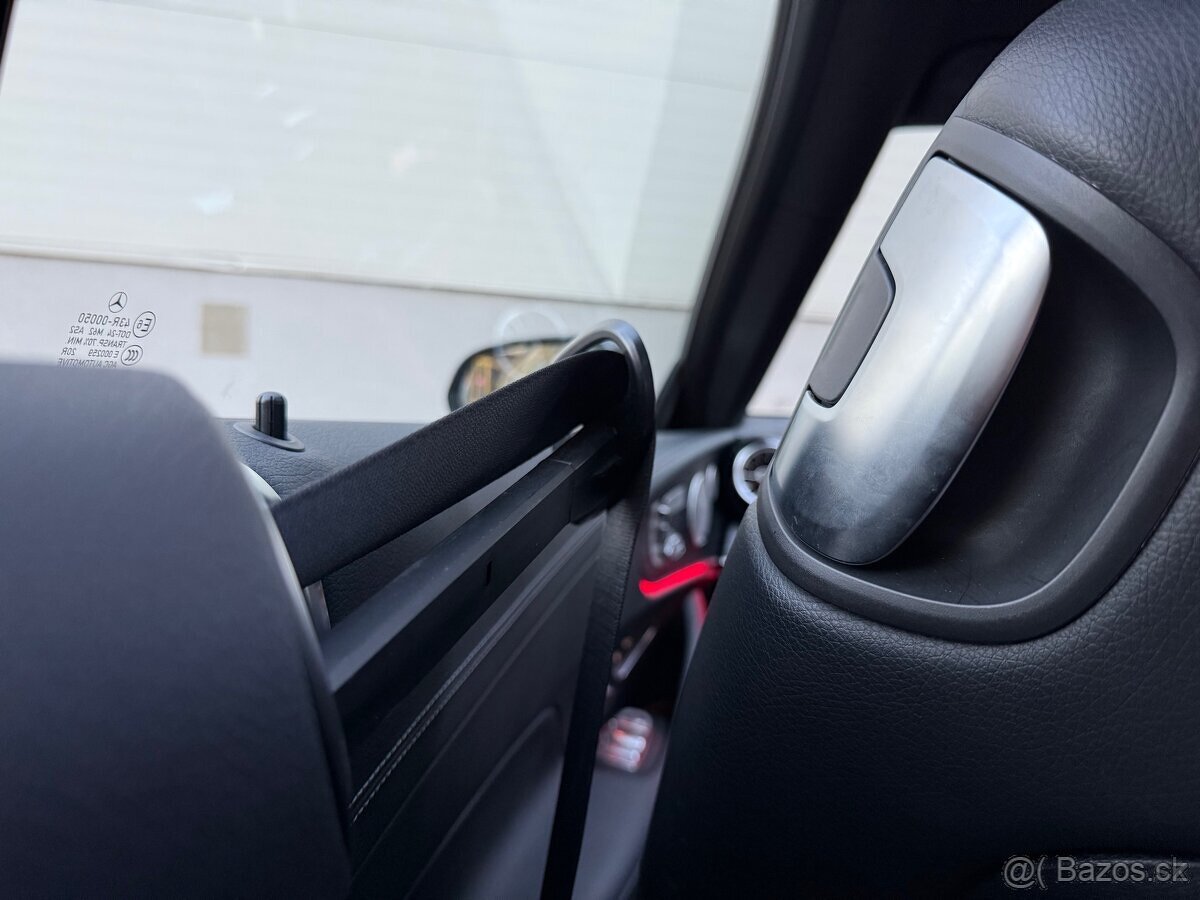 Mercedes-Benz E 200 Coupe AMG packet Burmester mHEV - 17