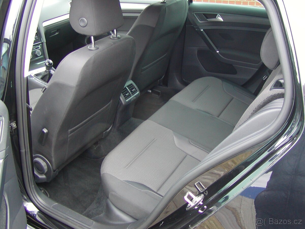 Golf 1.6TDi, Comfortline, Vysoká výbava - 17