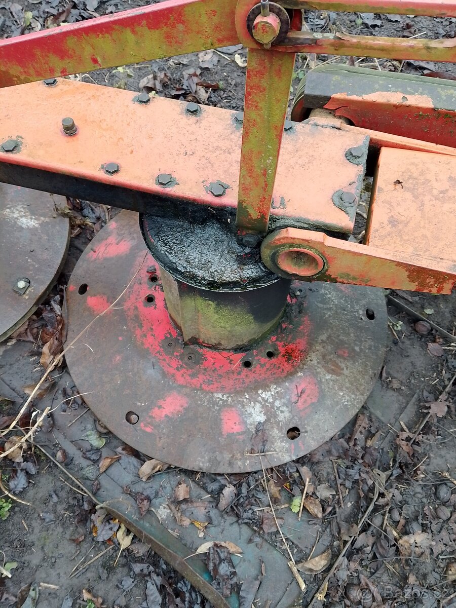 BUBNOVÁ ROTAČNÍ SEKAČKA 165 CM - 17