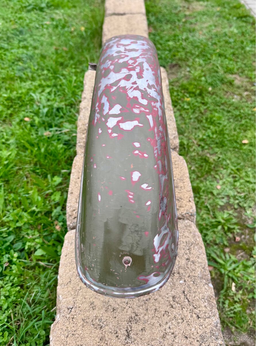 Jawa 250 350 Sport - přední blatník - 17