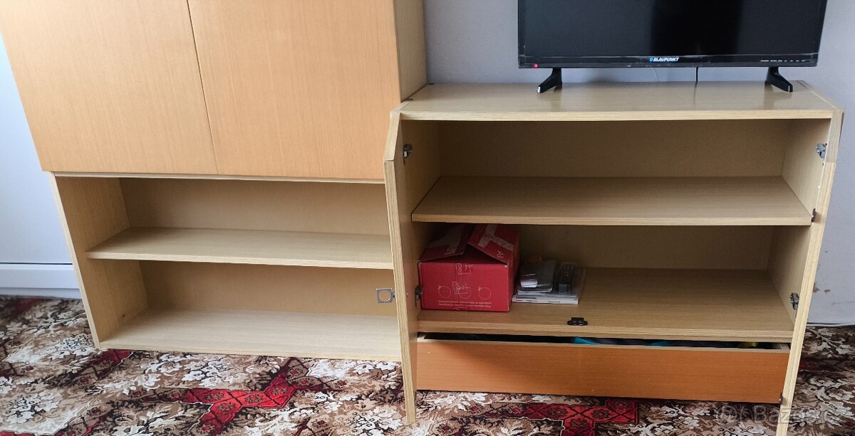 Prodám sestavu skříněk, různé možnosti sestavení - 17