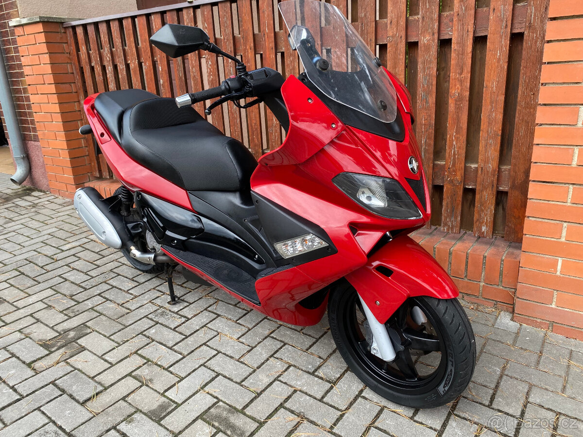 Gilera Nexus 125 i.e - 17