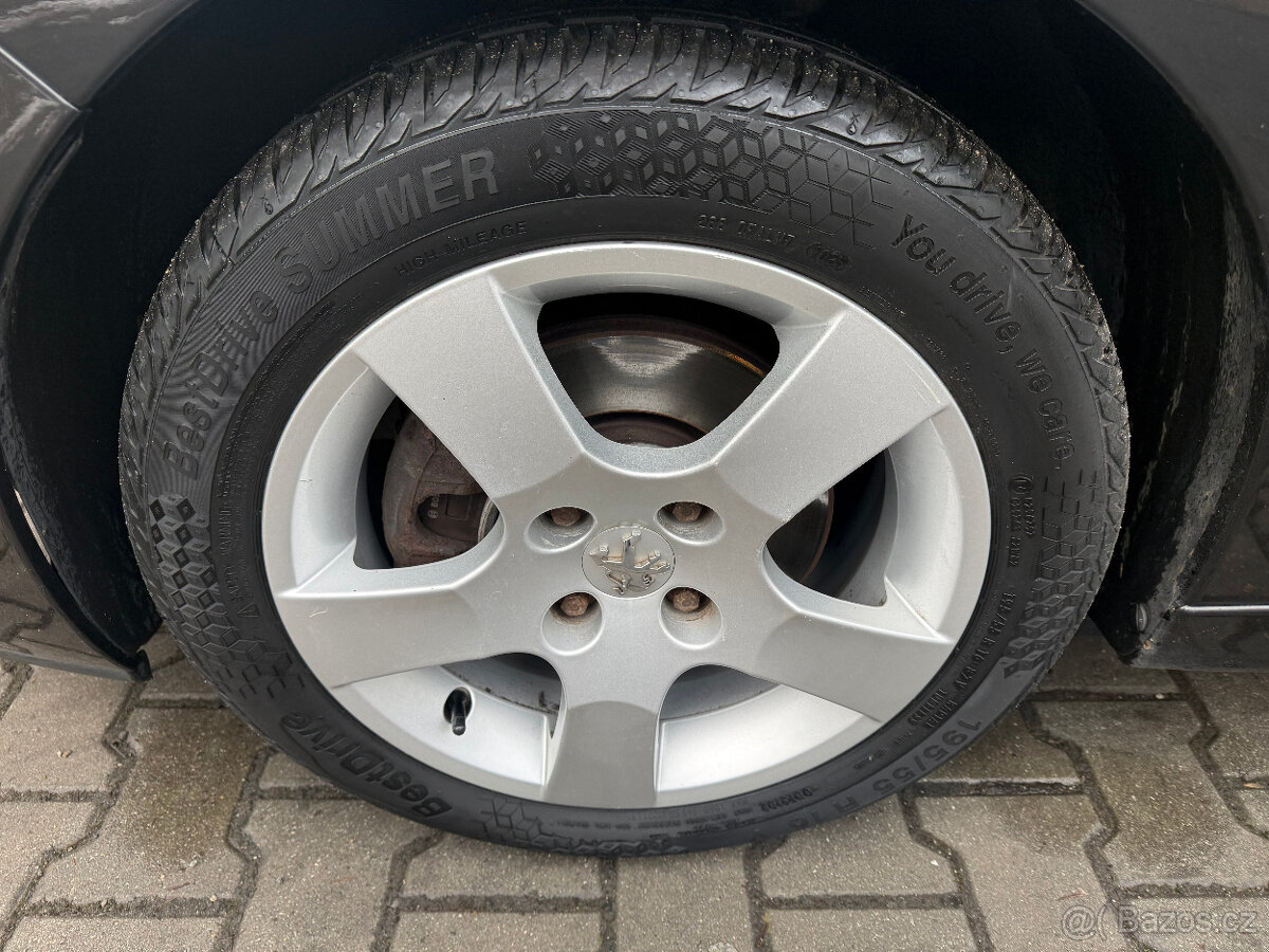 PEUGEOT 207 SW 1,6VTI AUTOMATIC PREMIUM ROK 2010 - 17