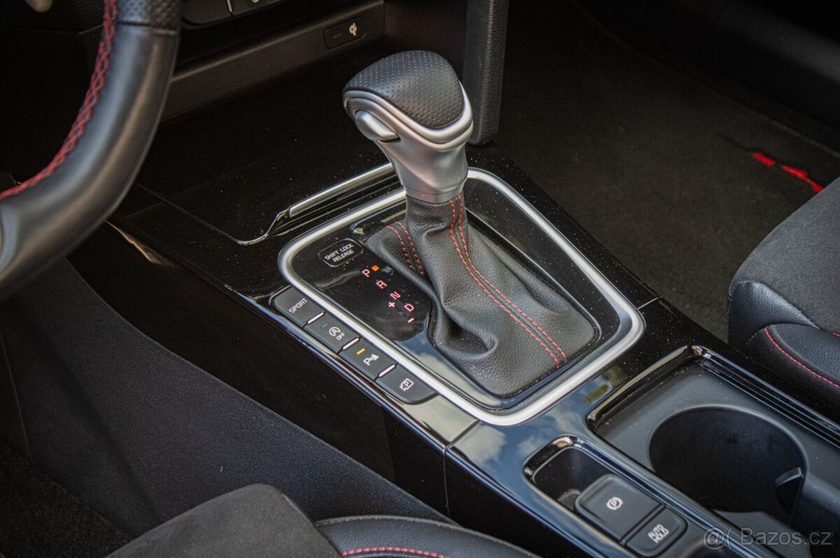 Kia ProCeed 1.6 T-GDi GT A/T, 150kW / V ZÁRUKE / - 17