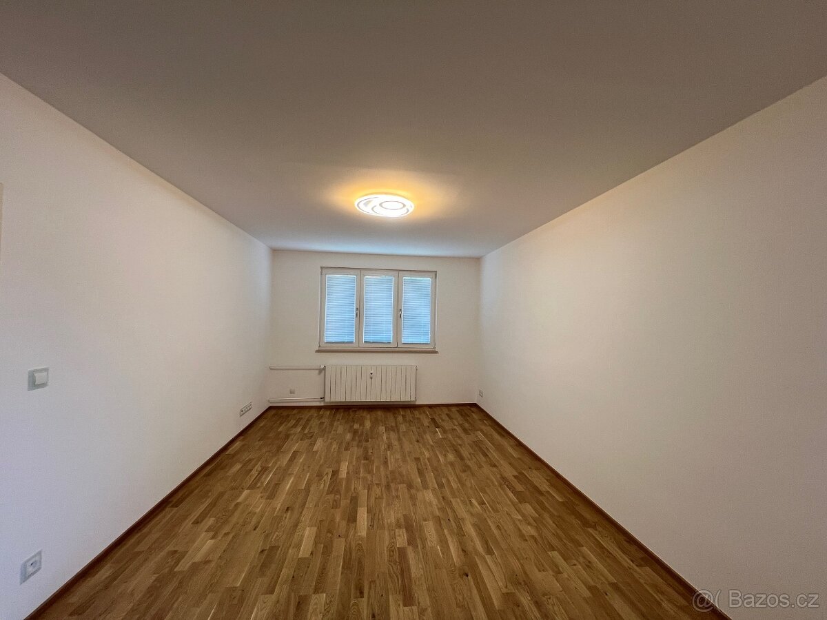 Kompletní realizace a rekonstrukce domů, bytů - 17