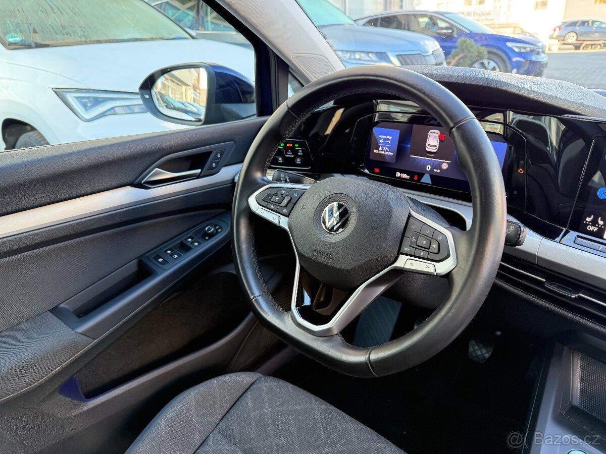 VW Golf 8 1.5TSI 96kW Full LED 89tkm Man. - záruka Autodraft - 17
