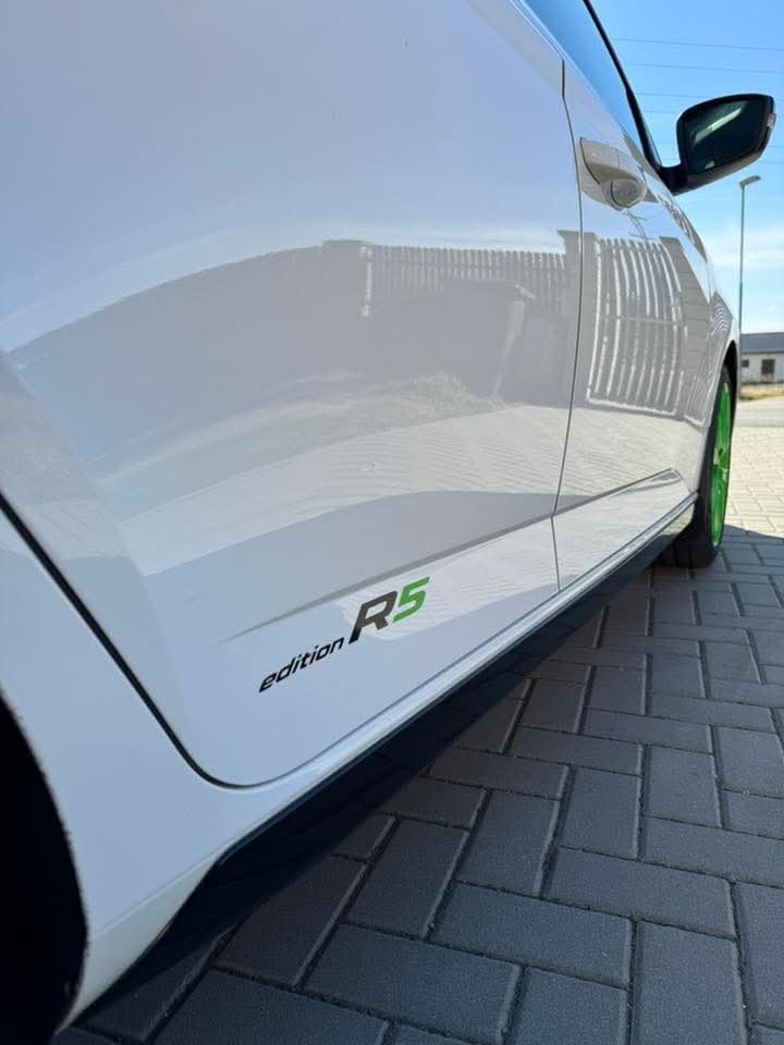 Škoda Fabia edice R5 - 17