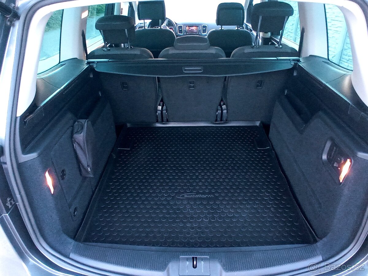 Volkswagen Sharan - 17