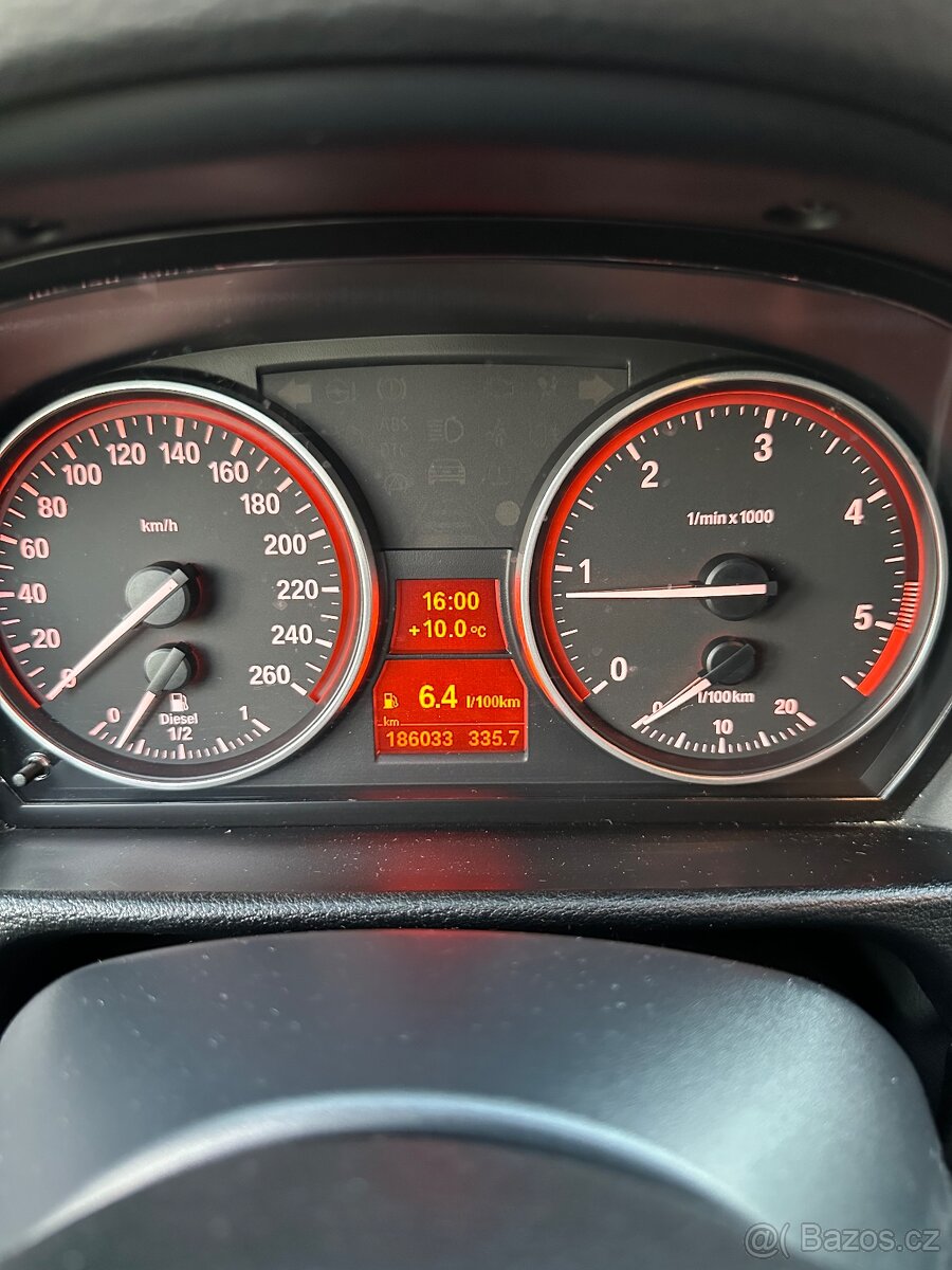 BMW X1 20d xDrive CEBIA - 17