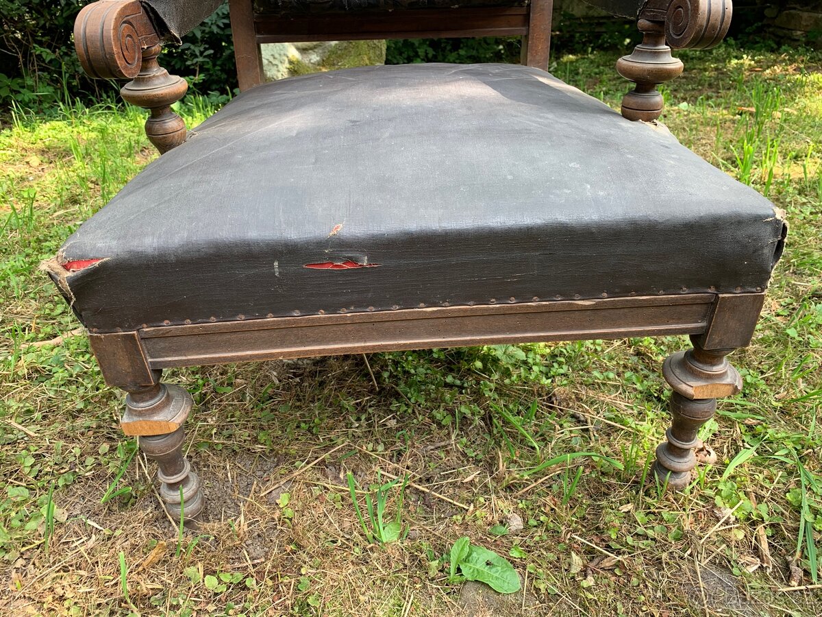 starožitné křeslo - 17