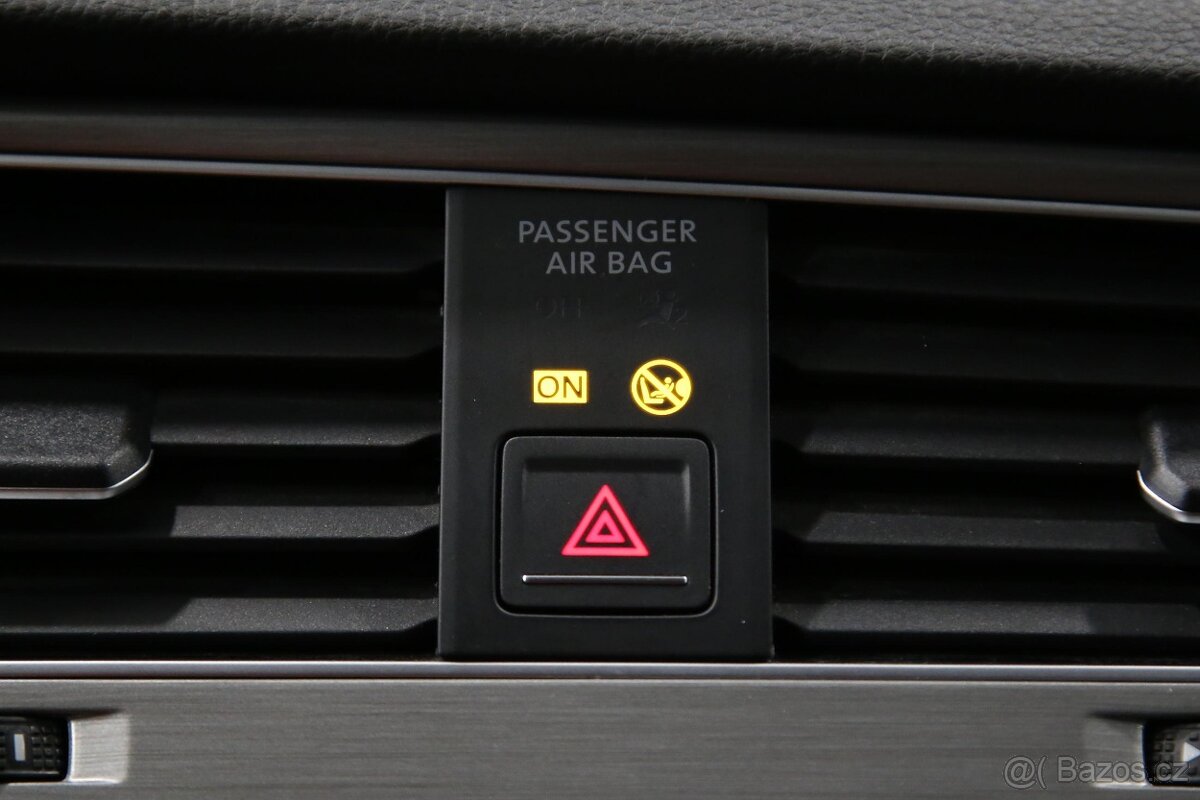 VW Golf VII 1.6 TDI 81kW DSG WEBASTO, r.v. 2016, pravidelný - 17