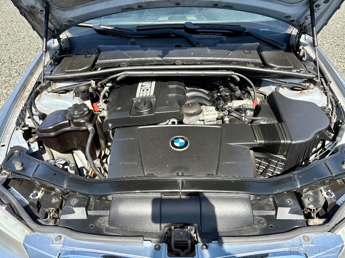 BMW 320i combi 125kw - 17