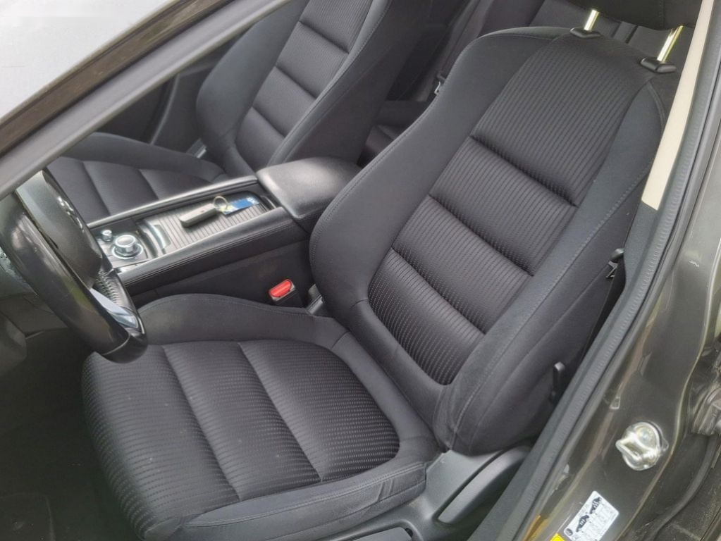 Mazda 6,2.0 benzin Facelit 1. majitel - 17