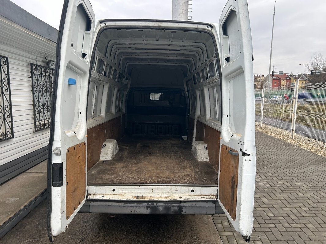 Ford Transit 2.2 TDCi L4 114 kw - 17