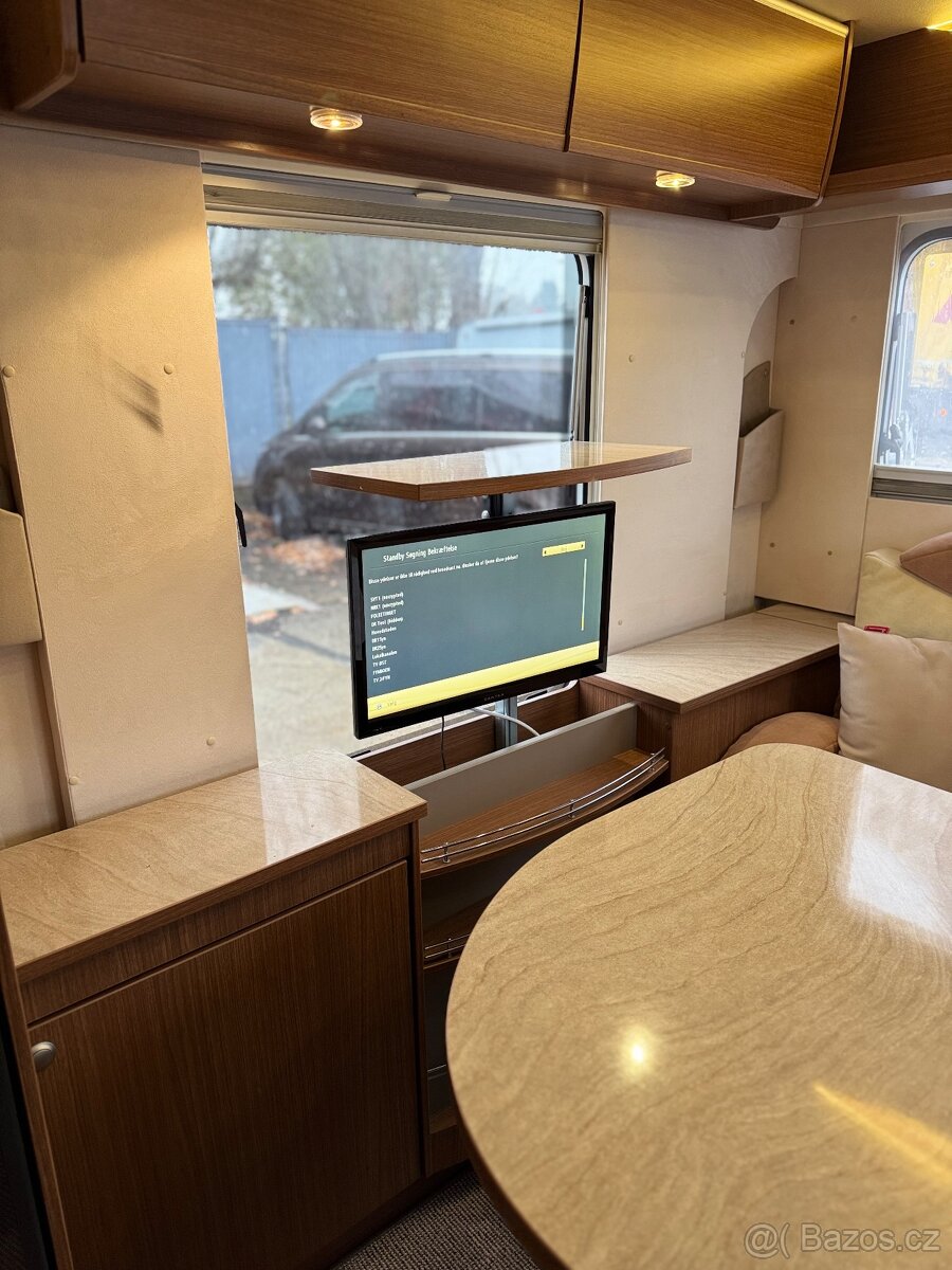 Bürstner Averso Plus 410 ~ Sklopná postel - 17