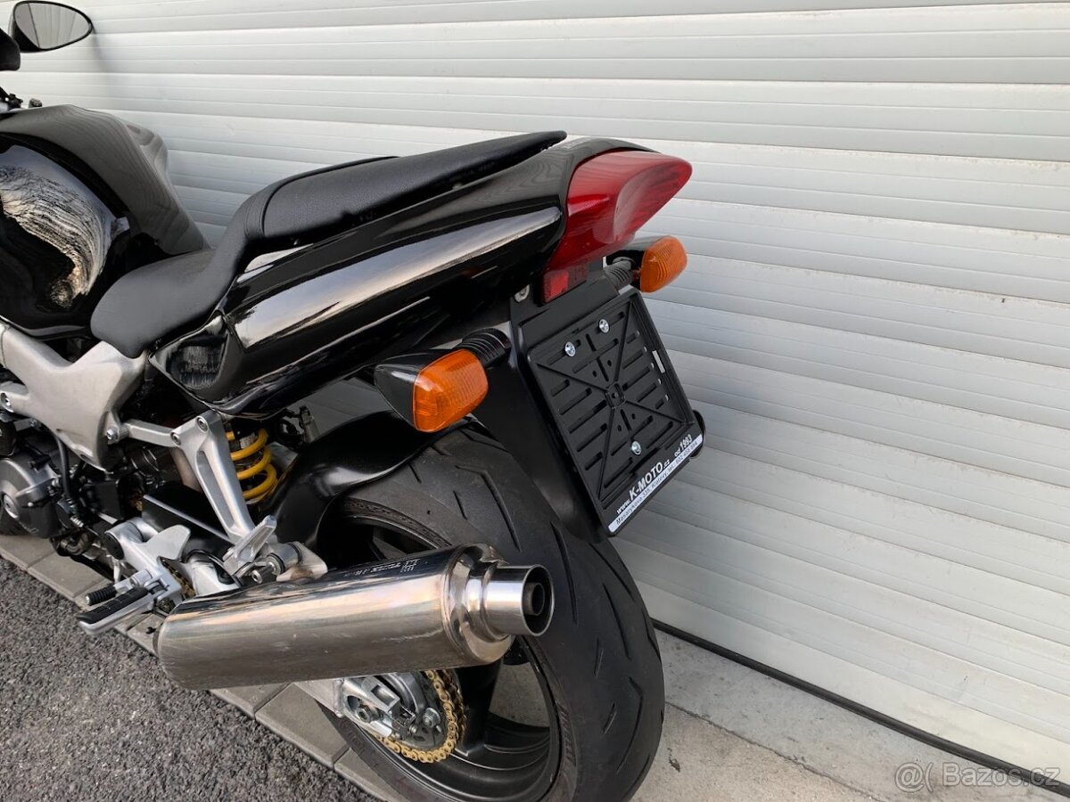 Honda VTR 1000F FireStorm - 17