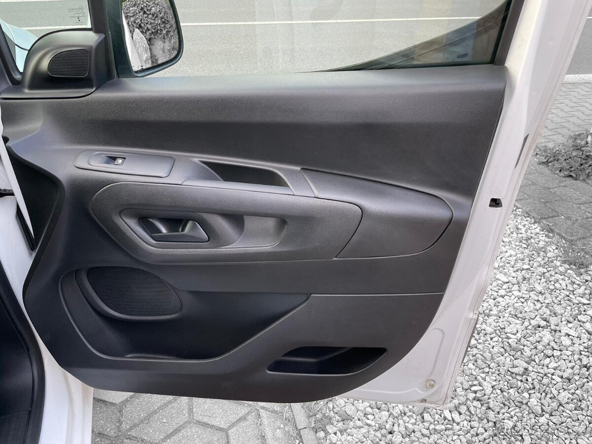 Opel Combo 1.5CDTi 1.MAJ. ČR DPH - 17