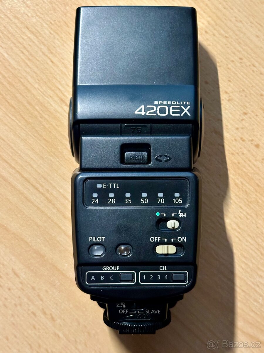 EOS RP + 24-70L + 100/2,8 + vybavení - 17