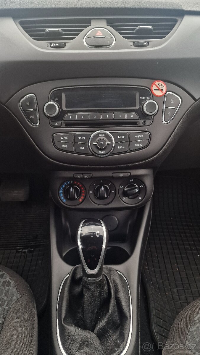 Opel Corsa E 2015 1.4 automat - 17