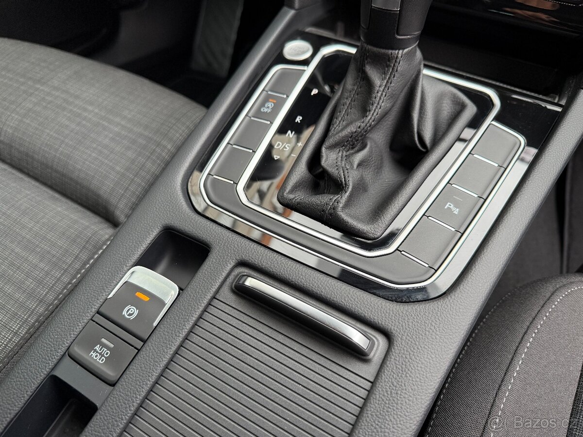 VW Passat B8 Variant 2.0 TDI 110kW DSG - záruka Autodraft - 17