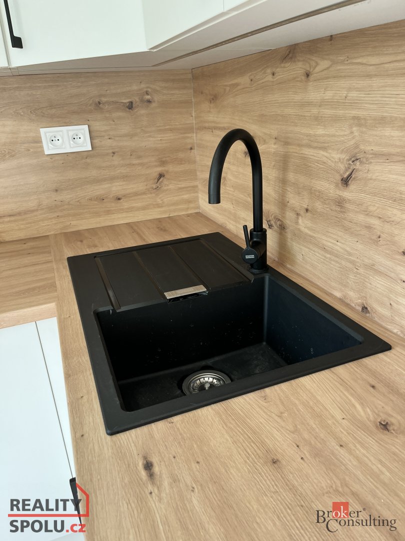 Pronájem, byty/1+1, 37 m2, Hobzíkova 2564/29, 74601 Opava, O - 17