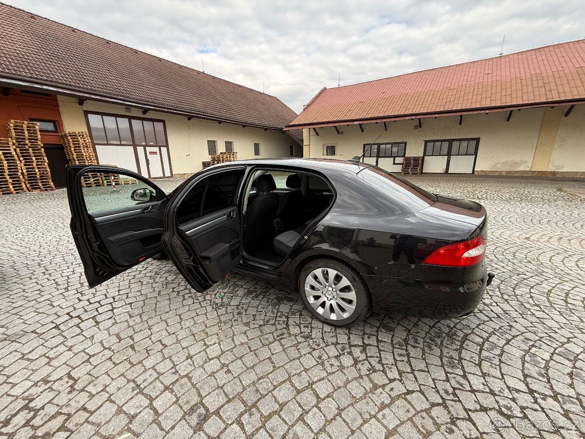 Superb 2 2.0 TDI 125 kw rok 2009 - 17