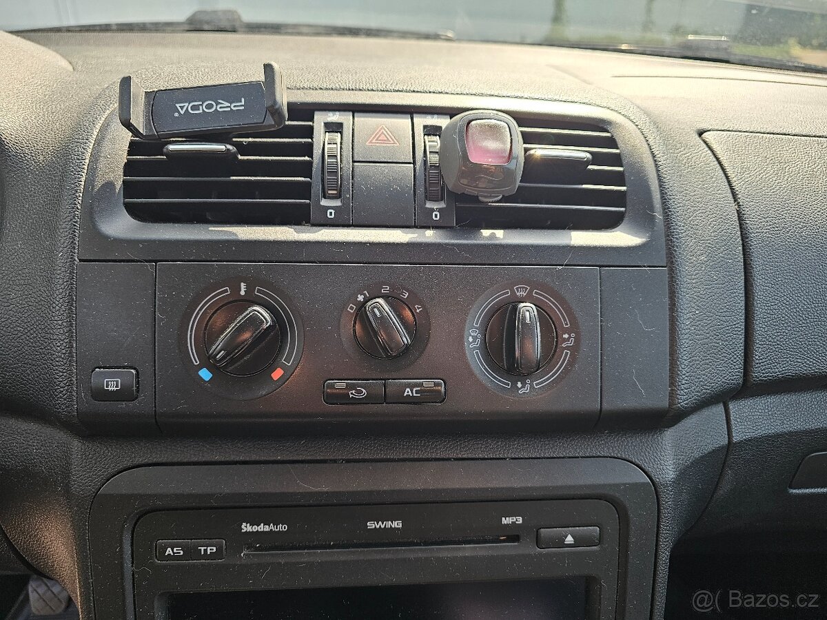 Škoda Roomster 1.4i 63kw, LPG - 17