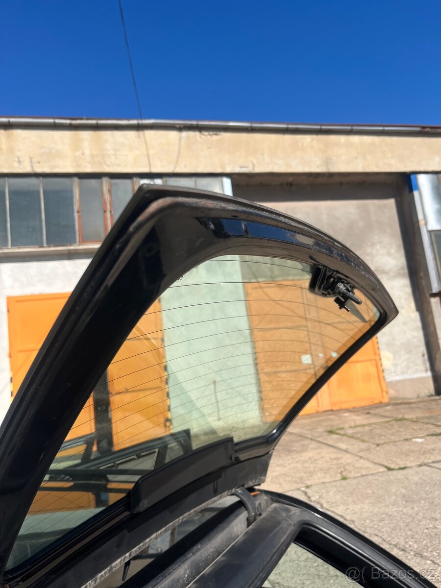 Bmw e39 525ia díly - 17