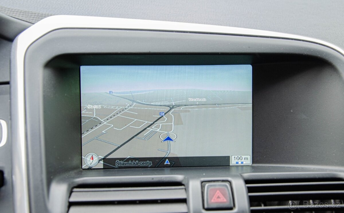 Volvo XC60 D3, 100kW, 6MT - 17