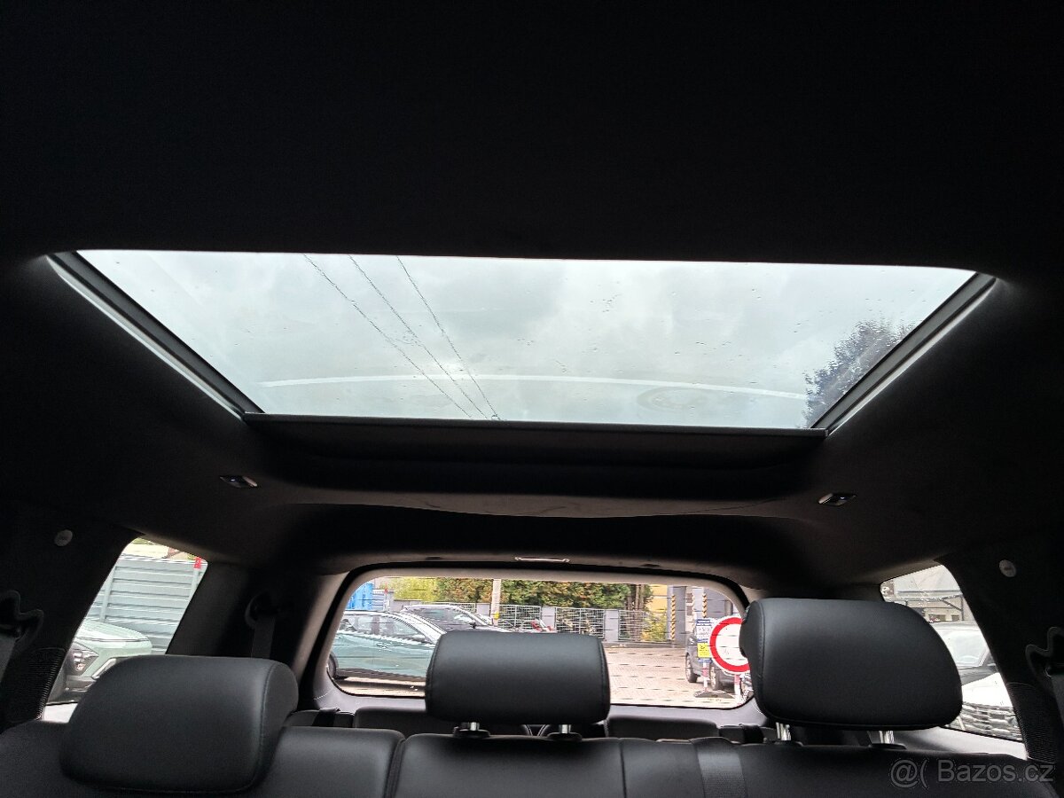 Hyundai Santa Fe 1.6 158kW HYBRID 4x4 AT DPH 7MÍST TAŽNÉ - 17