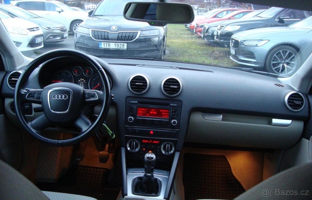 Audi A3 Spotrtback,1.6 TDi, Facelift - 17