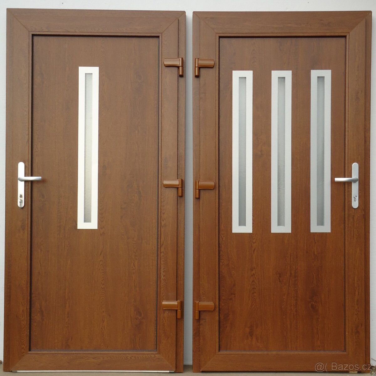 Dveře vchodové ořech. zlatý dub, antracit, mahagon, bílé . - 17