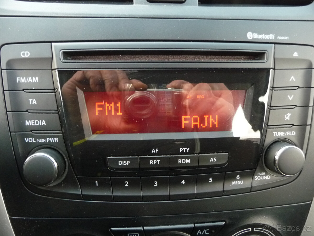 Suzuki Celerio comfort 1.0i 50kw vozidlo po 1.m připravujeme - 17