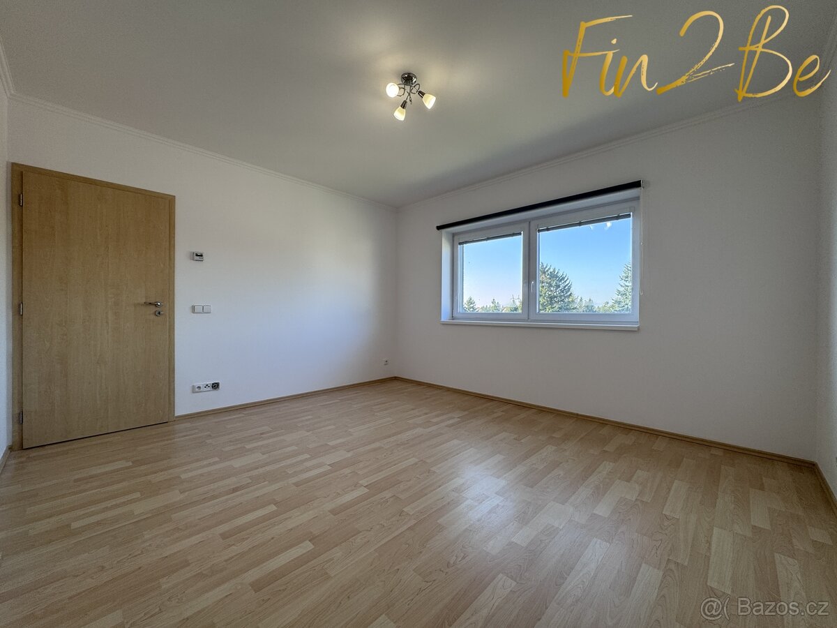 Pronajmu krásný mezonet 4kk v RD s garáží a zahradou - Běcho - 17