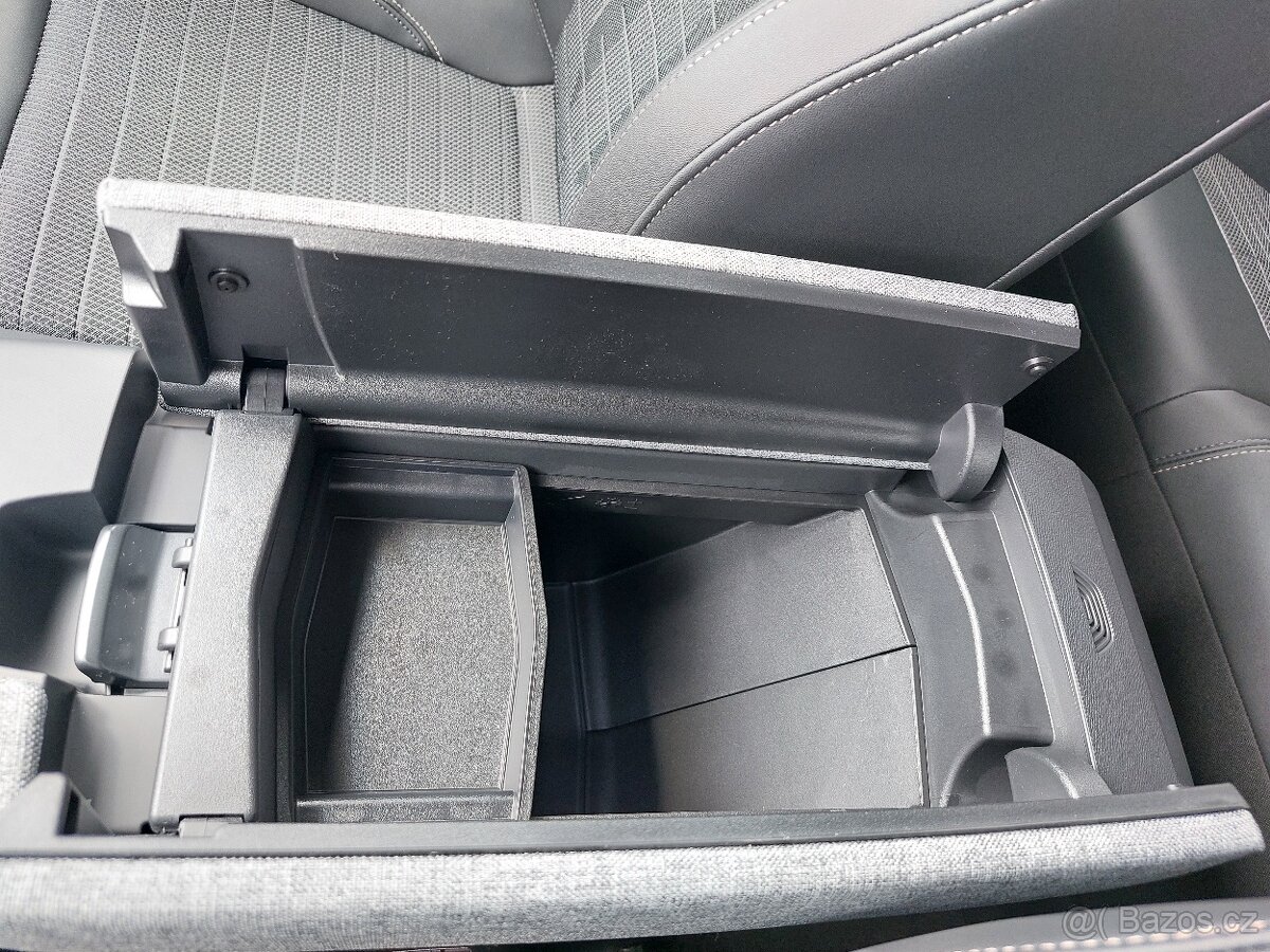 Peugeot 3008 Hybrid e-DCS 145 ALLURE - 17