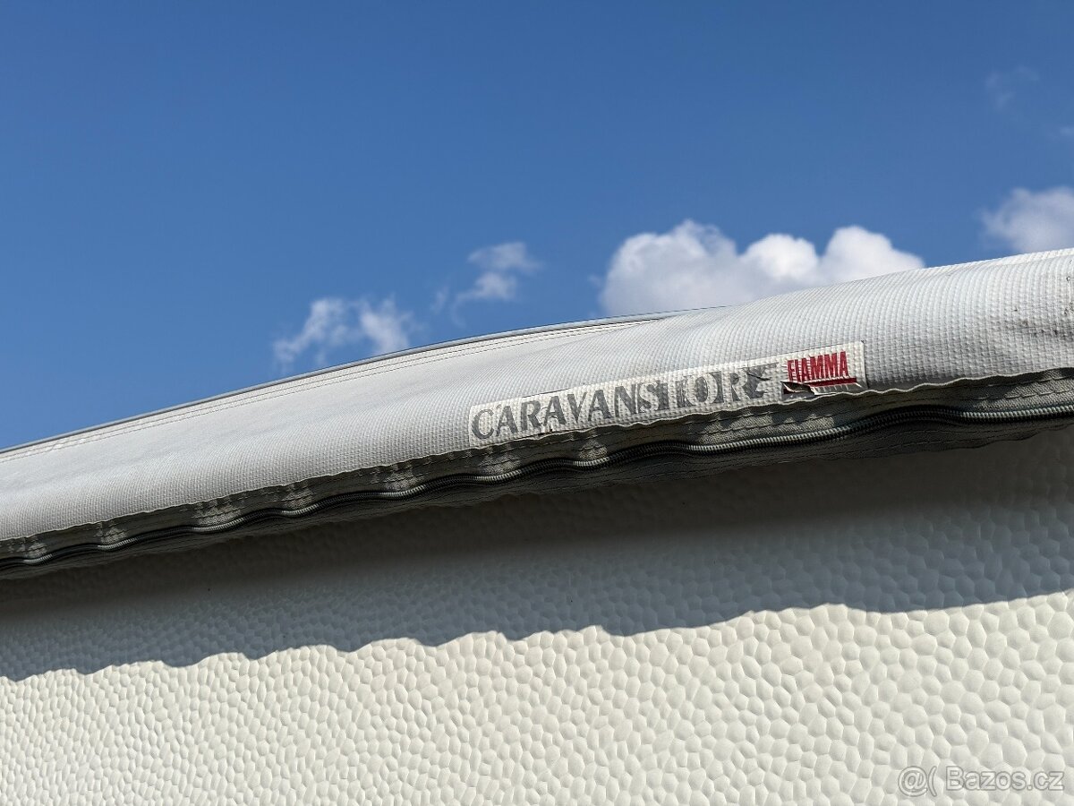 Karavan Hobby 540, markýza, 4 osoby - 17