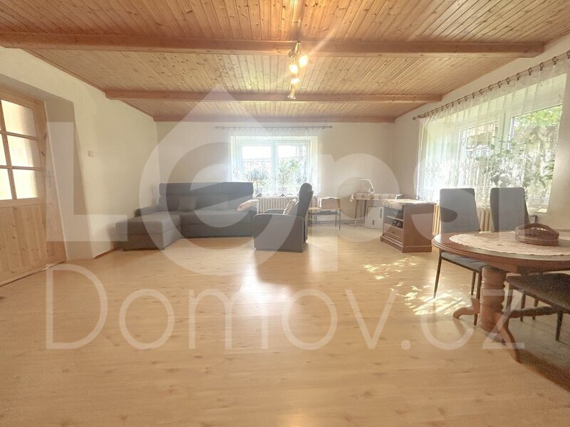 Prodej RD Skorošice se stolárnou a pozemkem 3066 m2 - 17