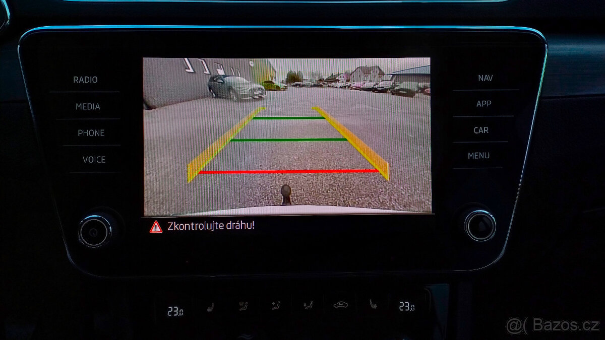 Superb combi 2.0TDI 110kW-TZ-nízké KM-1.maj-koupČR-NEHAV-DPH - 17