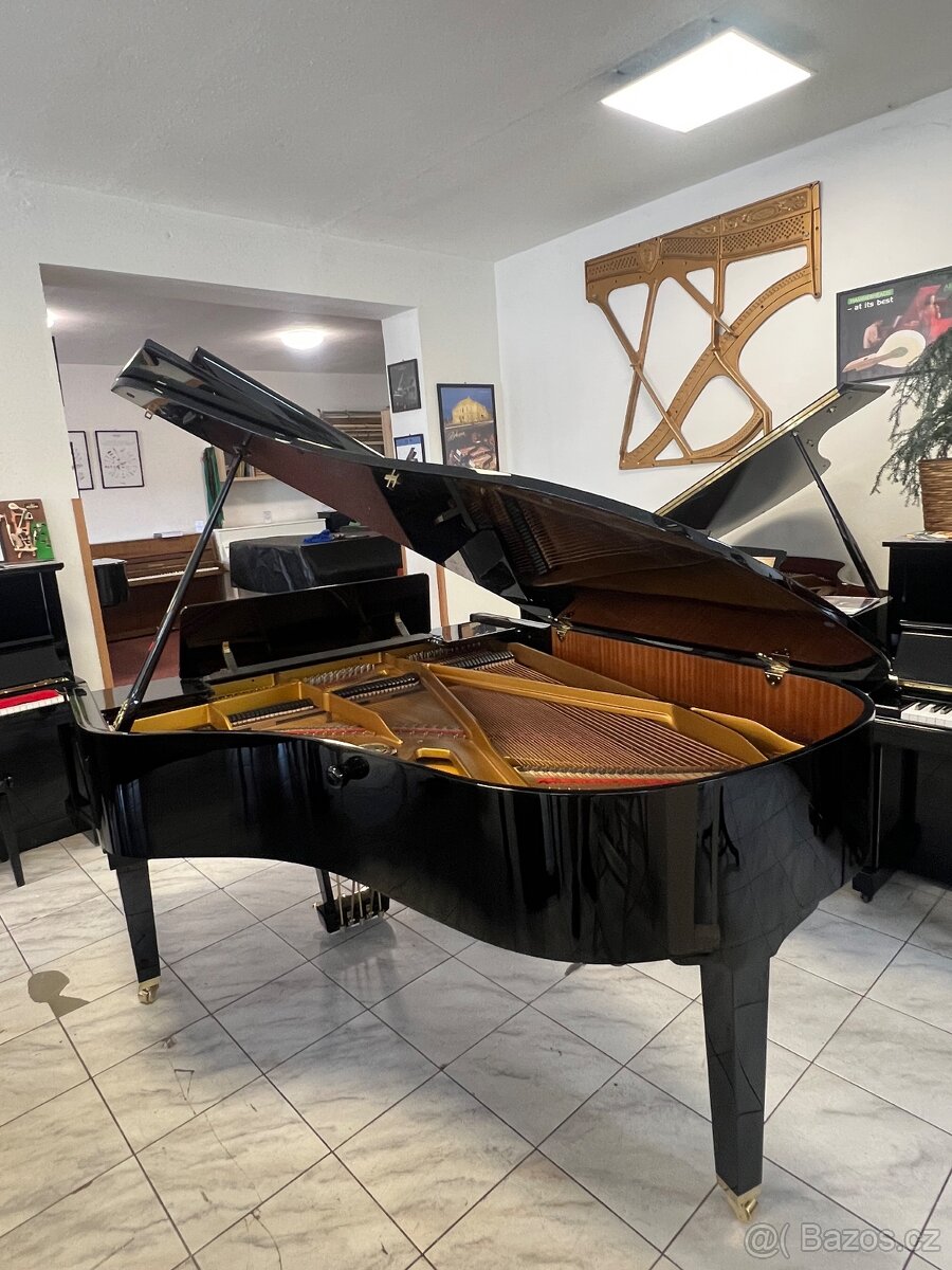 Klavír Petrof mod. III r.v 1988 se zárukou, REZERVACE - 17