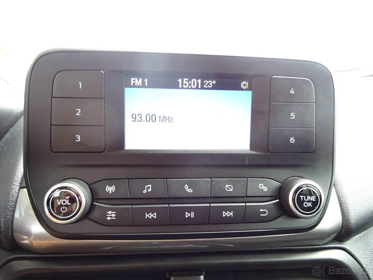 FORD ECOSPORT 1,0 i , 1 MAJITEL, GARANCE KM - 17