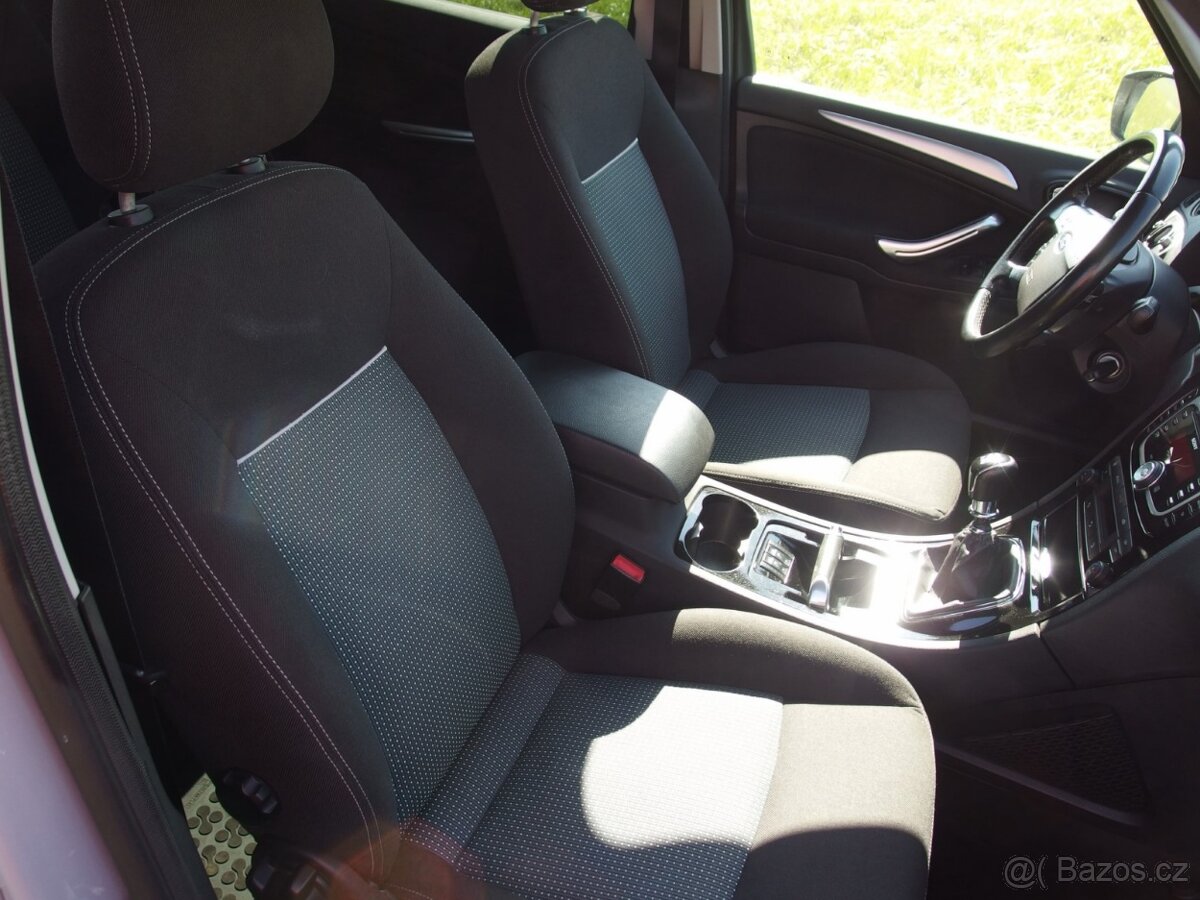 Ford Galaxy 2.0 TDCI, 7 míst, manuál, 2010 - 17