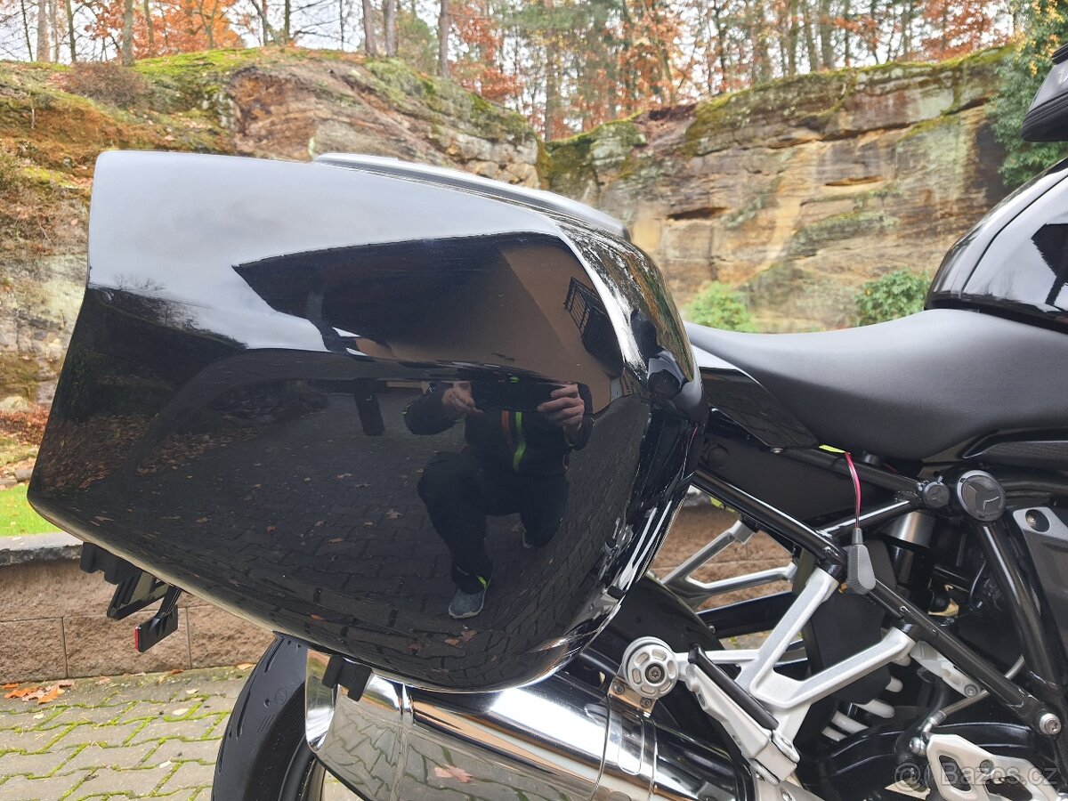 BMW R 1200 RS - SUPER STAV + VÝBAVA 219.000,- Kč - 17