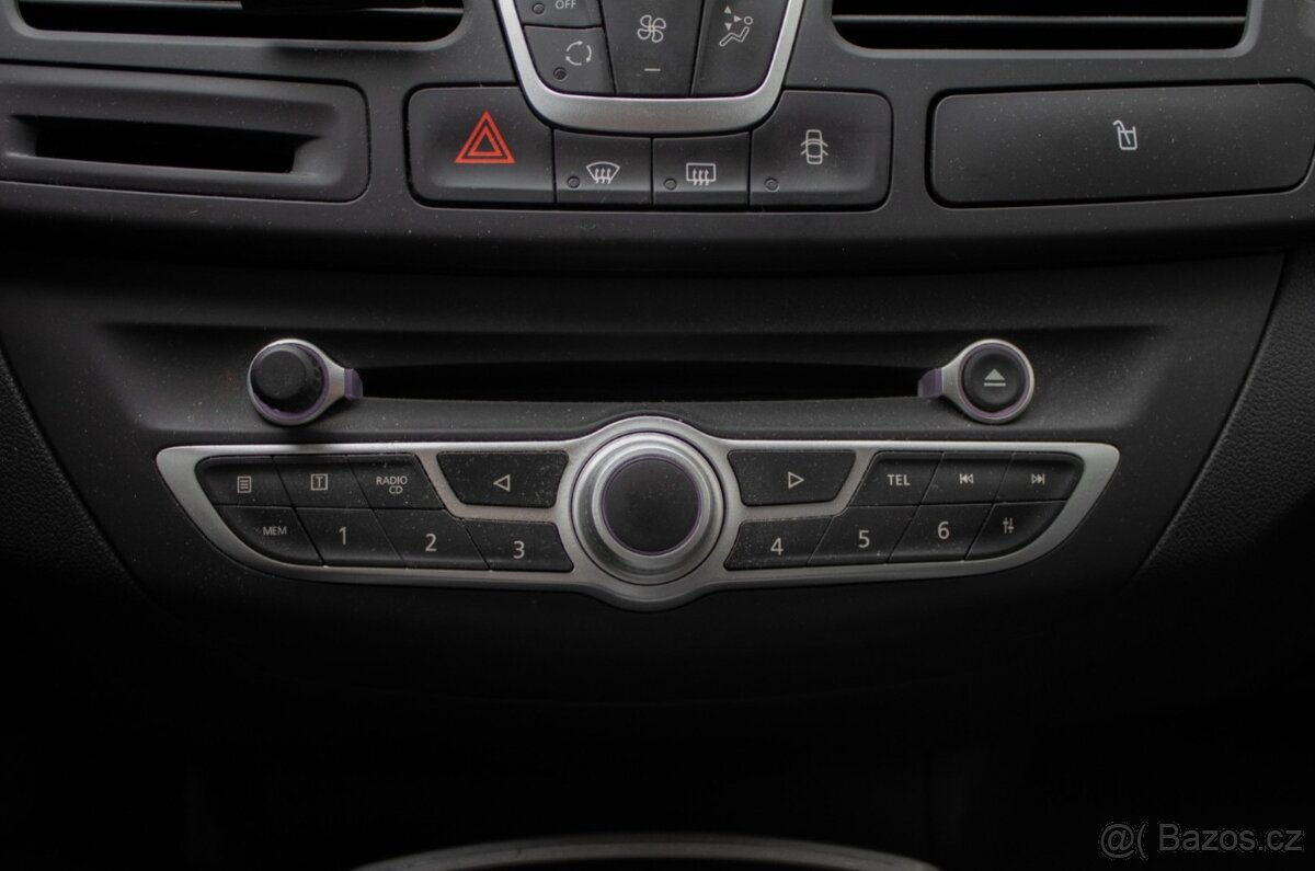 Renault Laguna Grandtour Grand 2.0 dCi 4control - 17