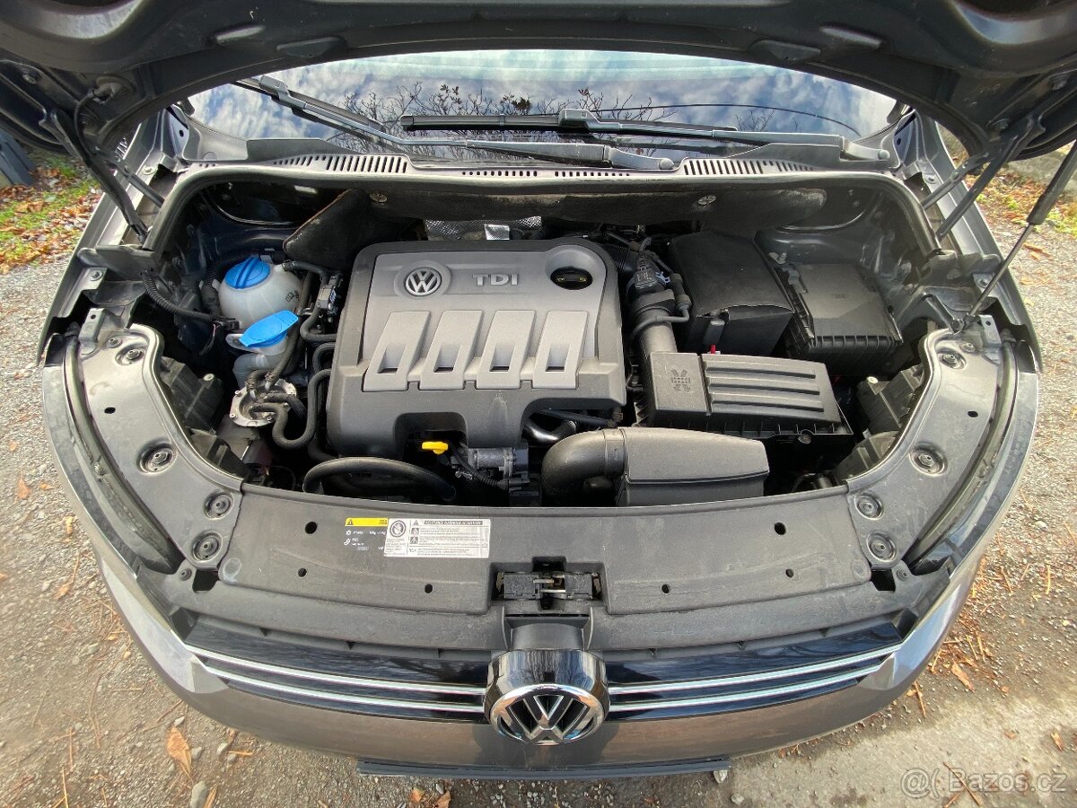 VW Touran 1.6 TDi Navigace,Climatronic - 17