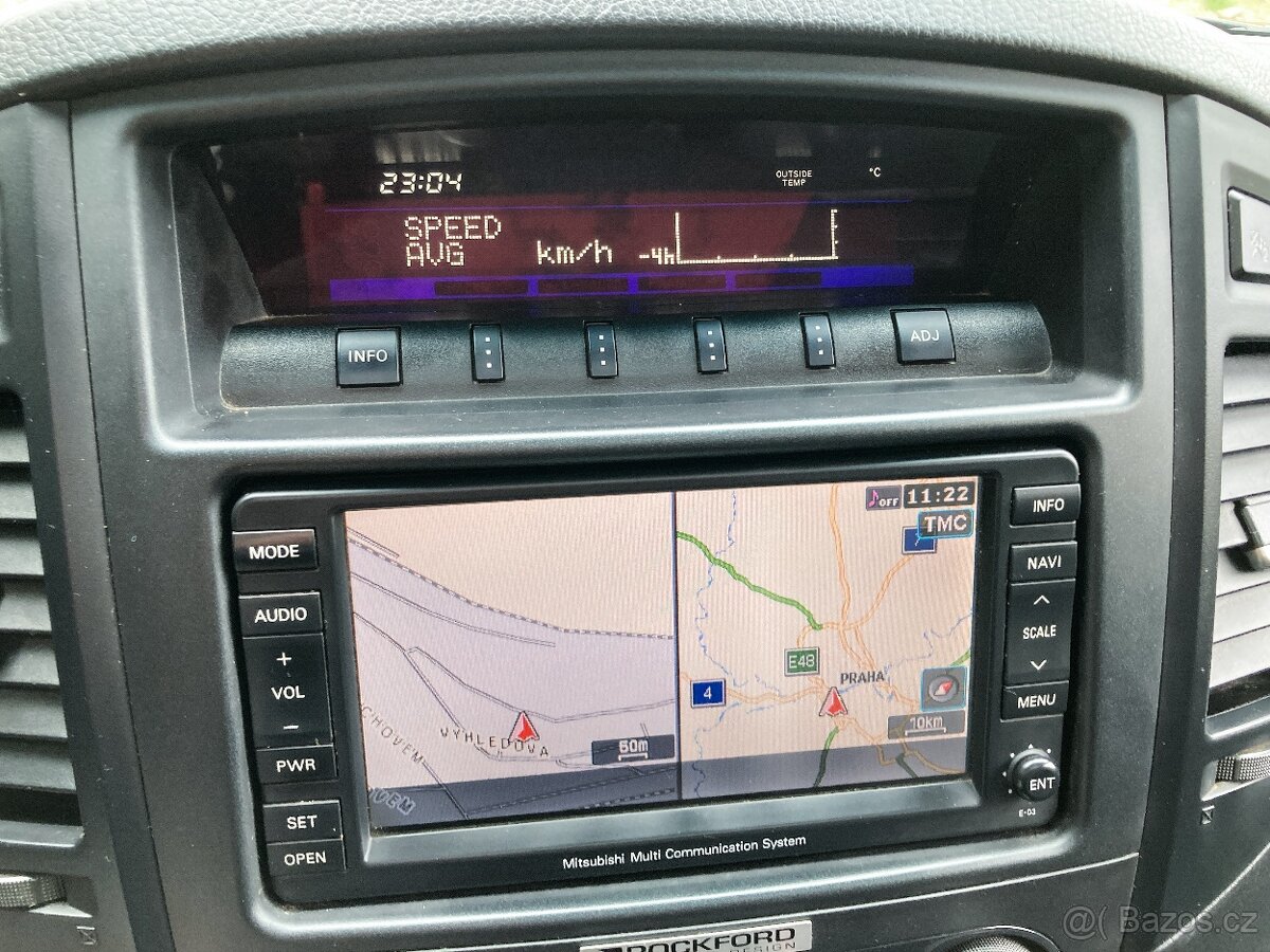 Mitsubishi Pajero 3,2 DID - NIŽŠÍ CENA - 17