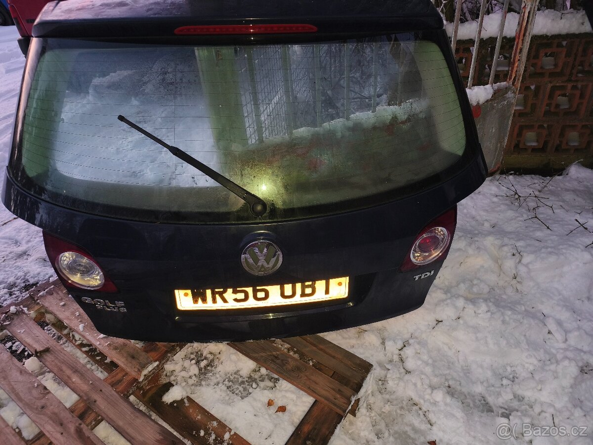 VW Golf 5 plus - páté dveře, viko kufru - 17