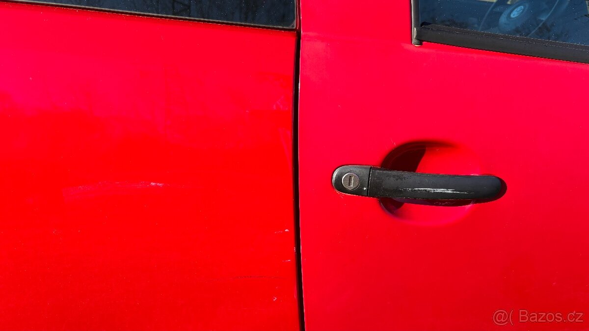 Volkswagen Fox hatchback - 17