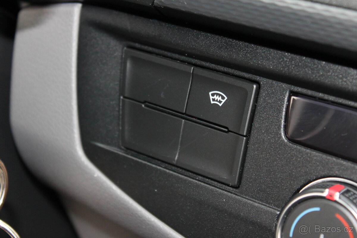 Volkswagen Transporter, 2.0 TDI 110kW, 1.MAJITEL,TAŽNÉ - 17